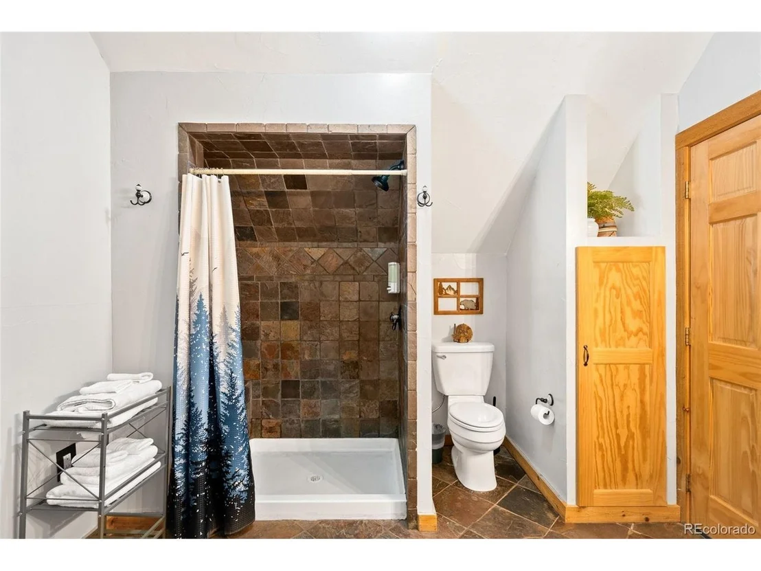 Photo of 38 Brook Dr