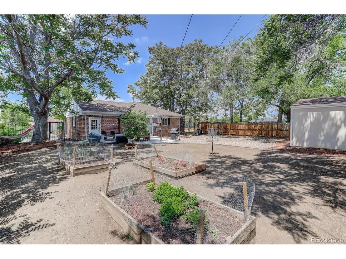 Photo of 3090 Jasmine St