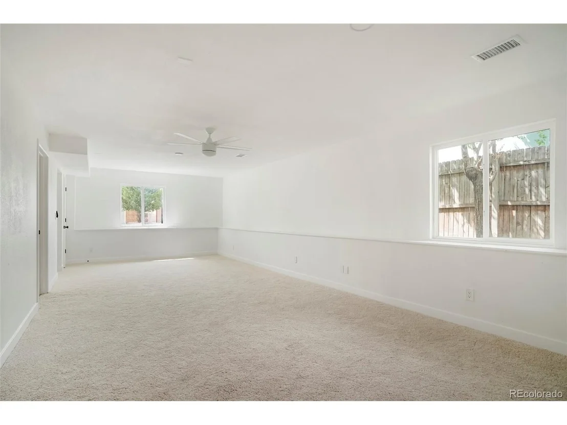 Photo of 2216 Apple Ave