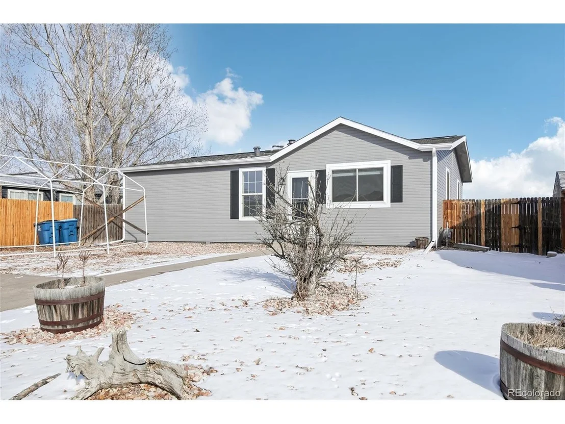 Photo of 262 Apache Pl