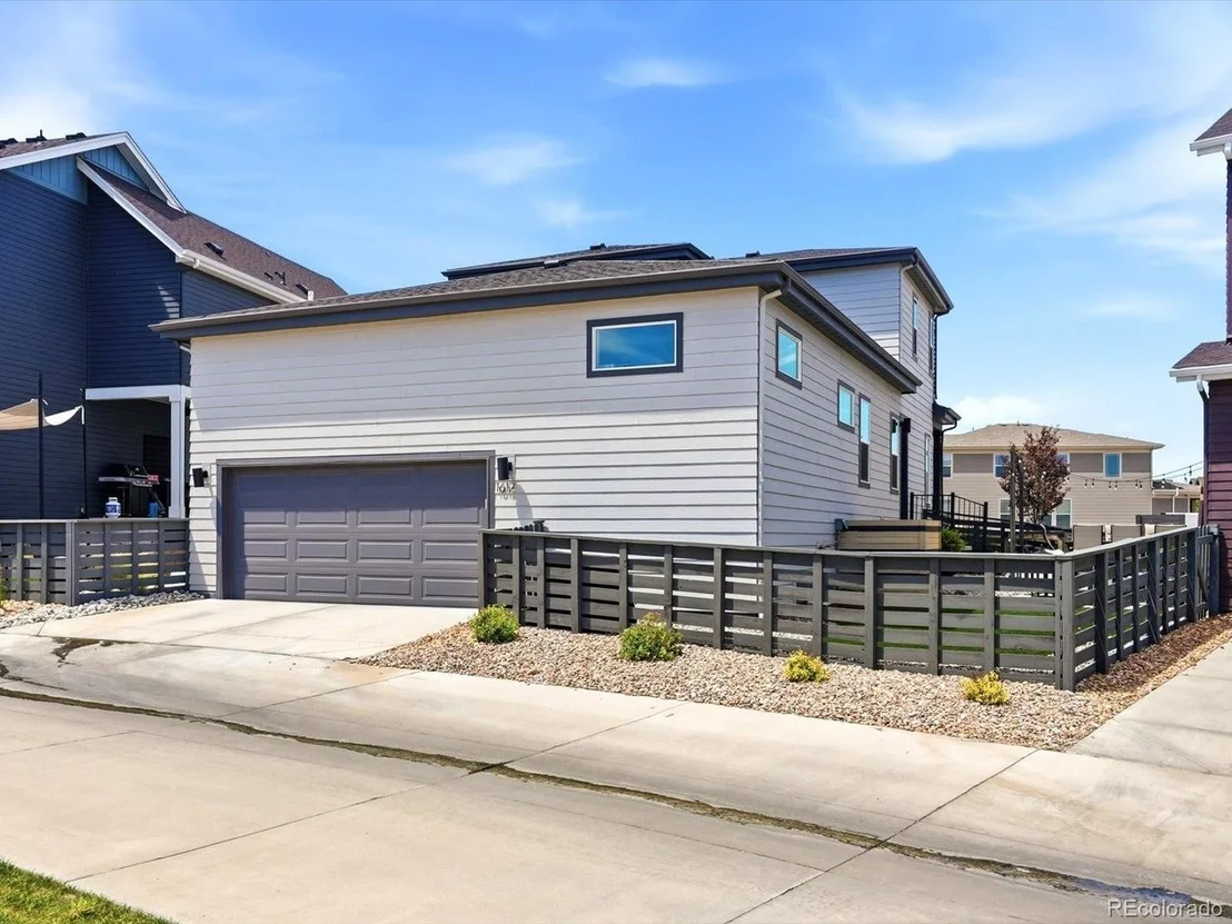 Photo of 1612 Stablecross Dr