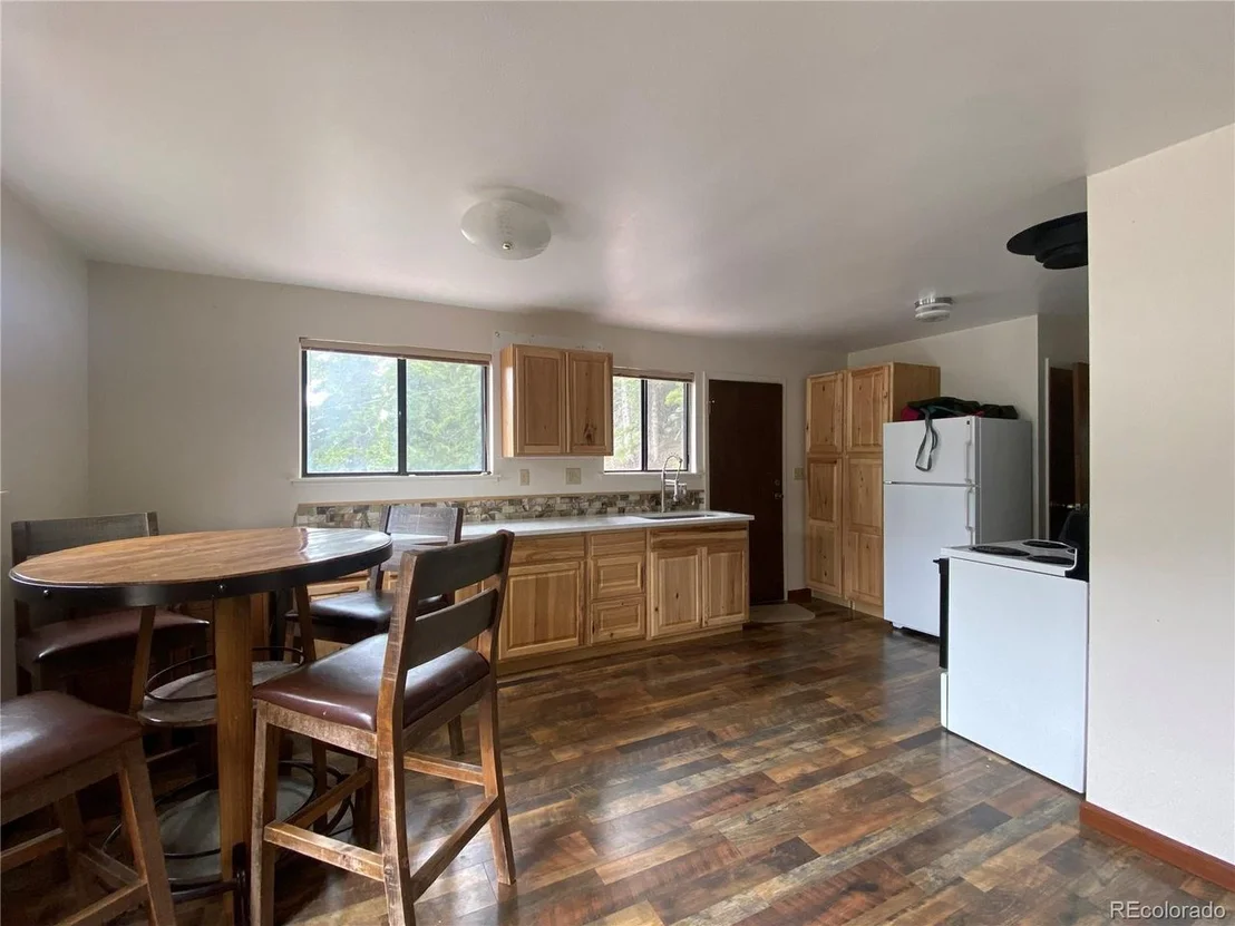 Photo of 9283 Fall River Rd