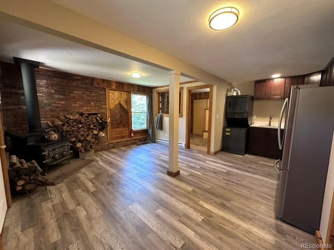 Photo of 6897 High Dr