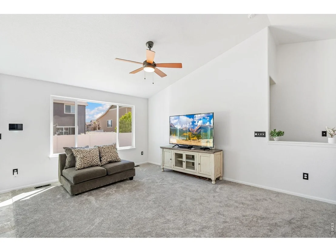 Photo of 259 Castle Dr