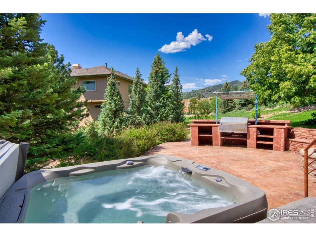 Photo of 385 Vasquez Ct