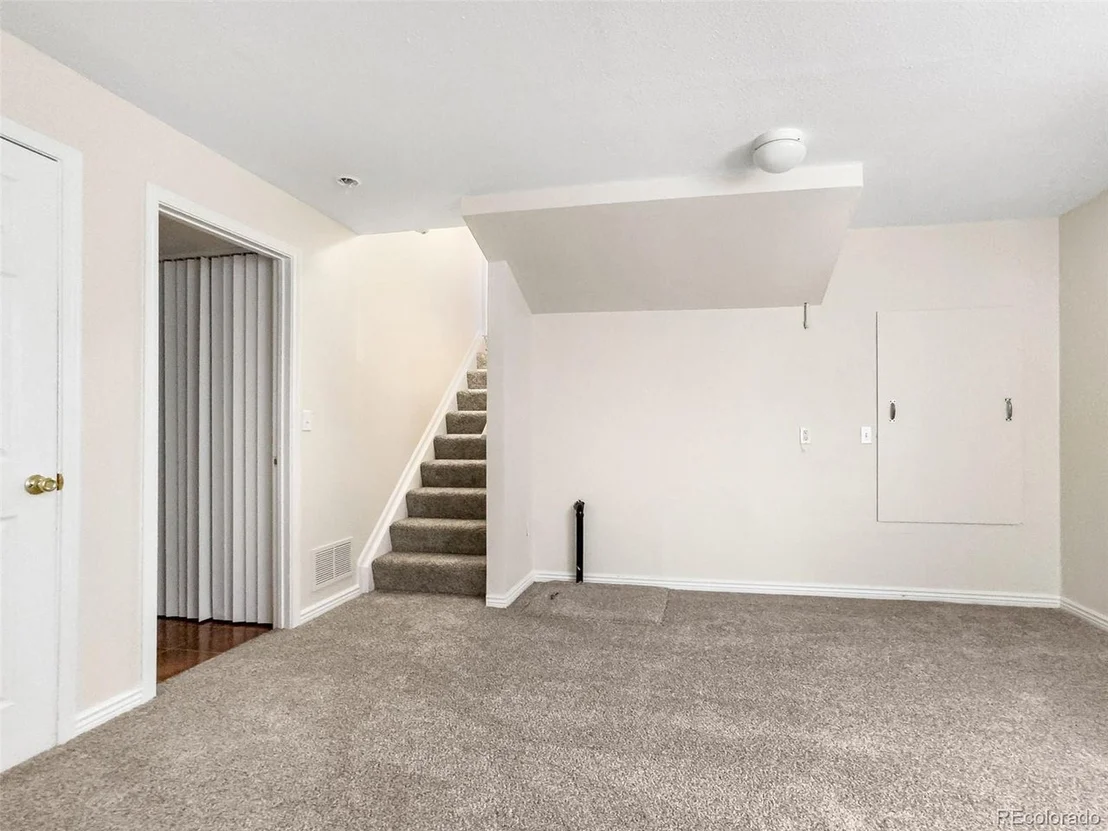Photo of 9741 Moss Rose Cir
