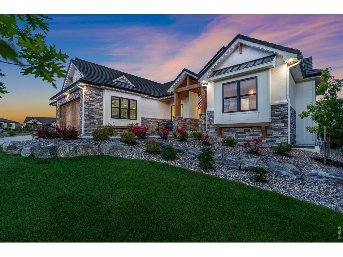 Photo of 2355 Sugarloaf Rd