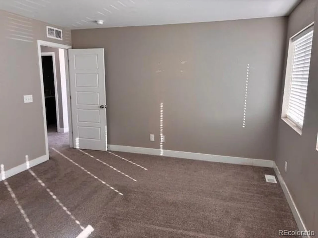 Photo of 4393 Tanner Peak Trl