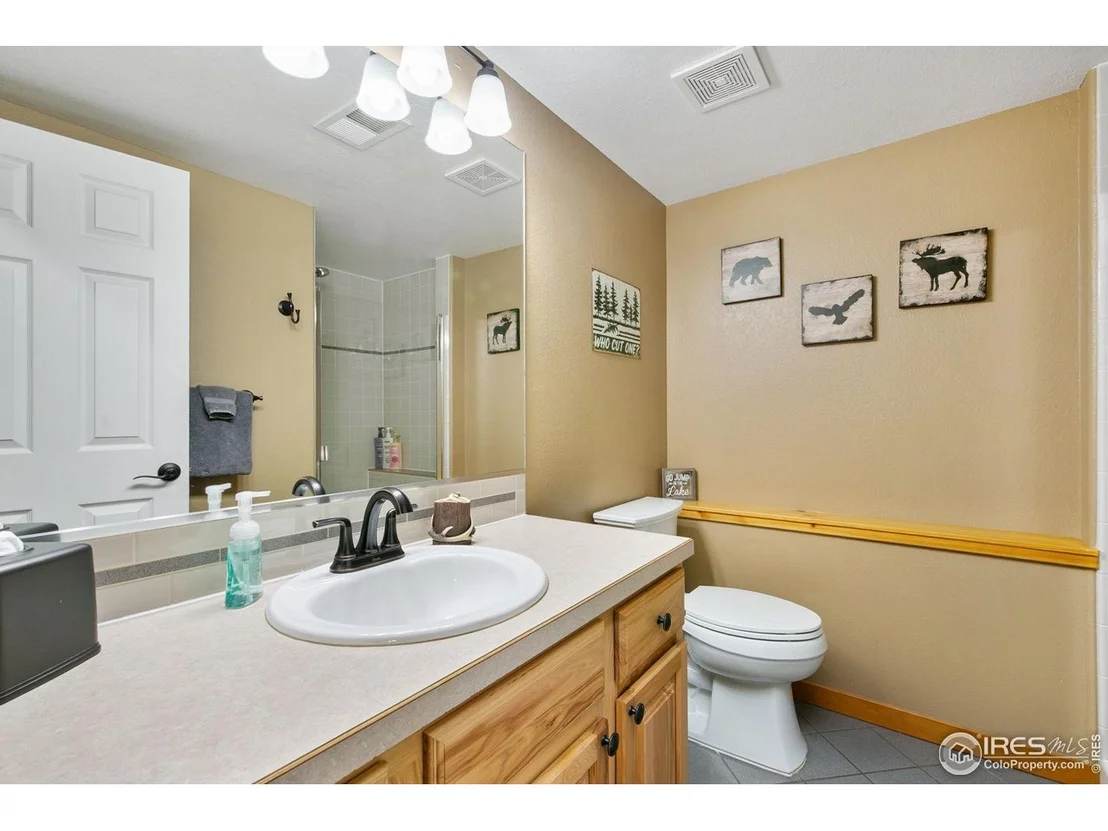 Photo of 464 Skyline Dr