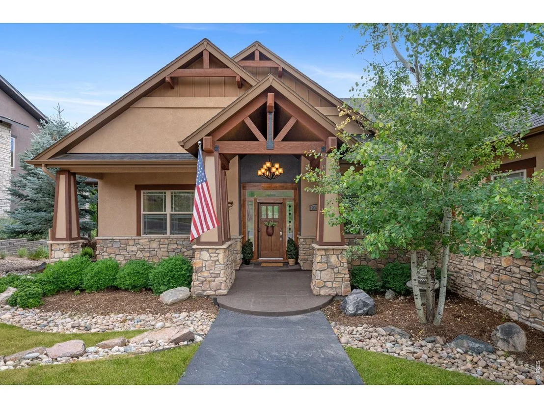 Photo of 2328 Saddleback Dr