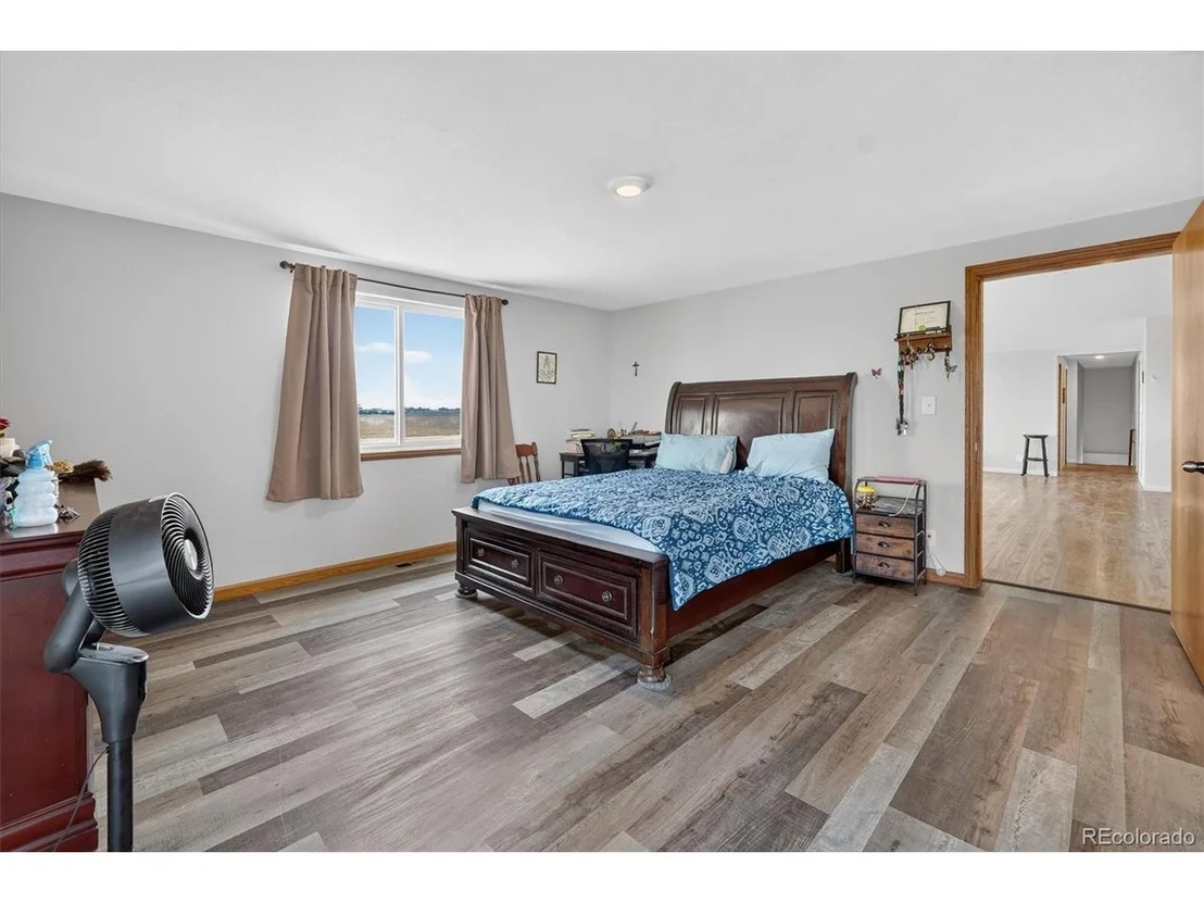 Photo of 32189 County Road 16