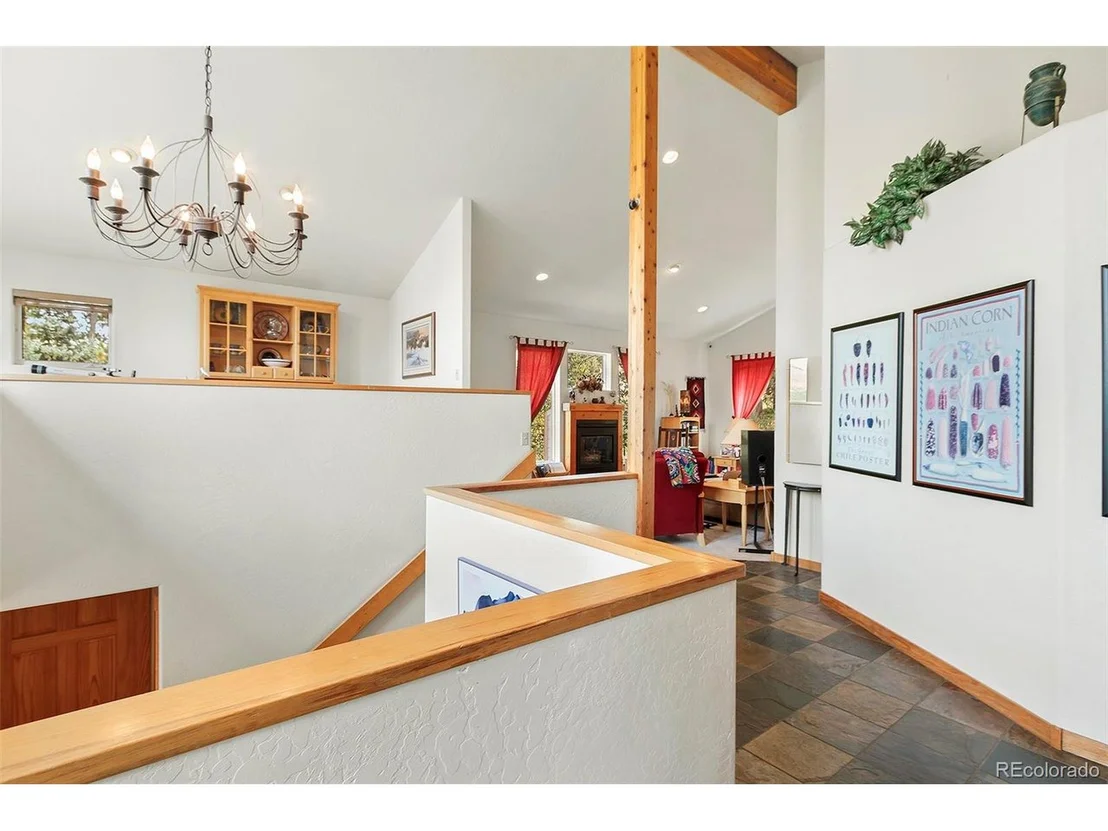 Photo of 212 Fairview Blvd