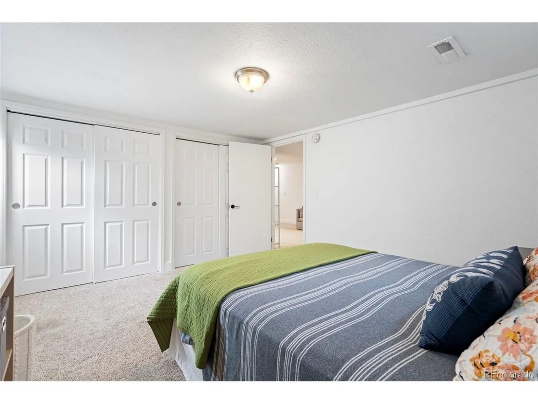 Photo of 22 Foothill Ash