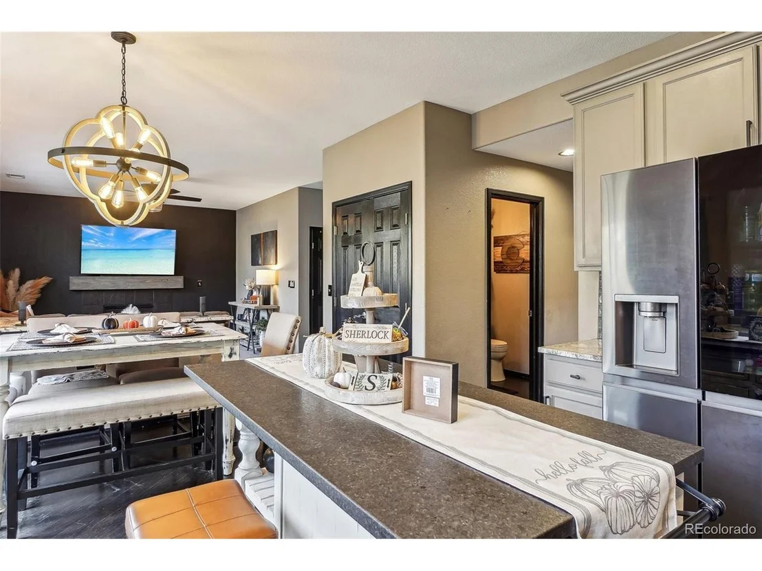 Photo of 10035 Crystal Cir