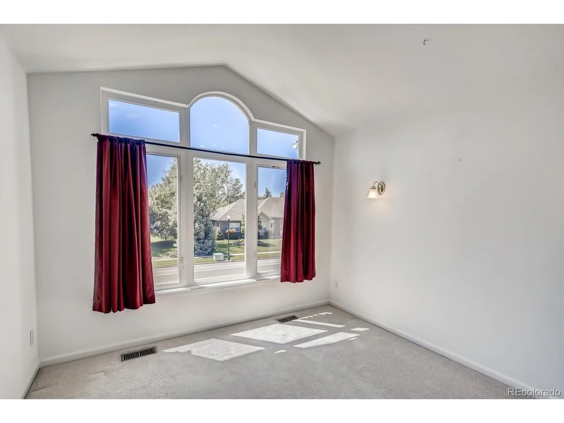 Photo of 1912 Creekside Dr