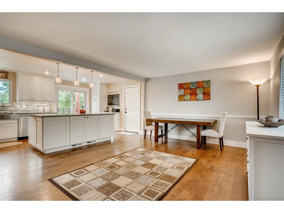 Photo of 303 Helena Cir