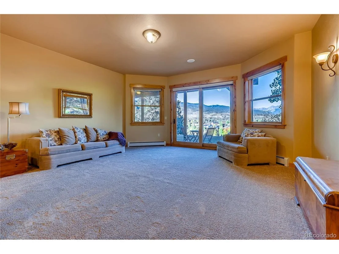 Photo of 146 Lone Wolf Ct