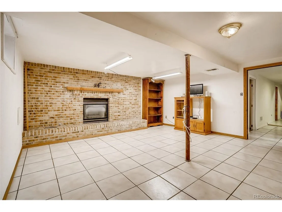 Photo of 5656 W 100th Pl