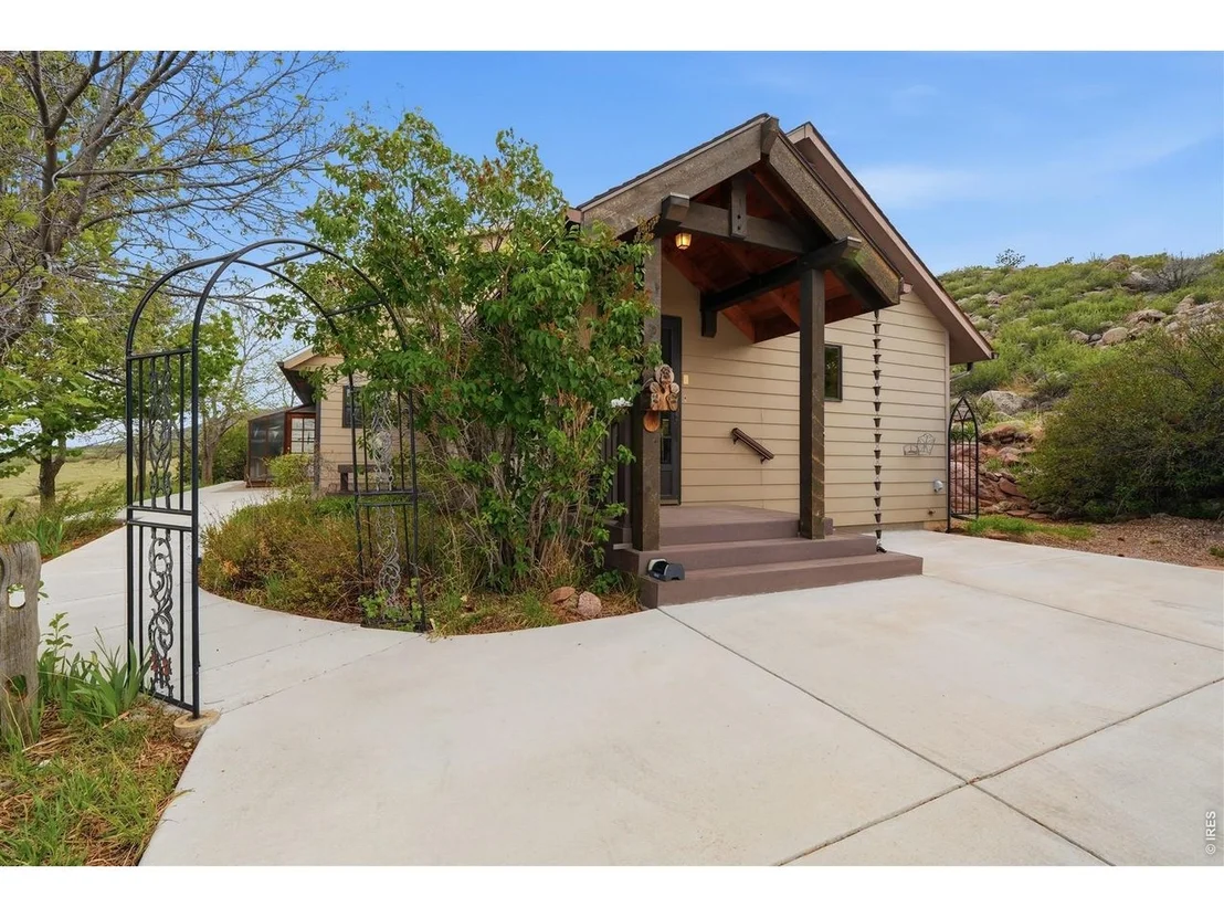 Photo of 26 Poorwill Ln