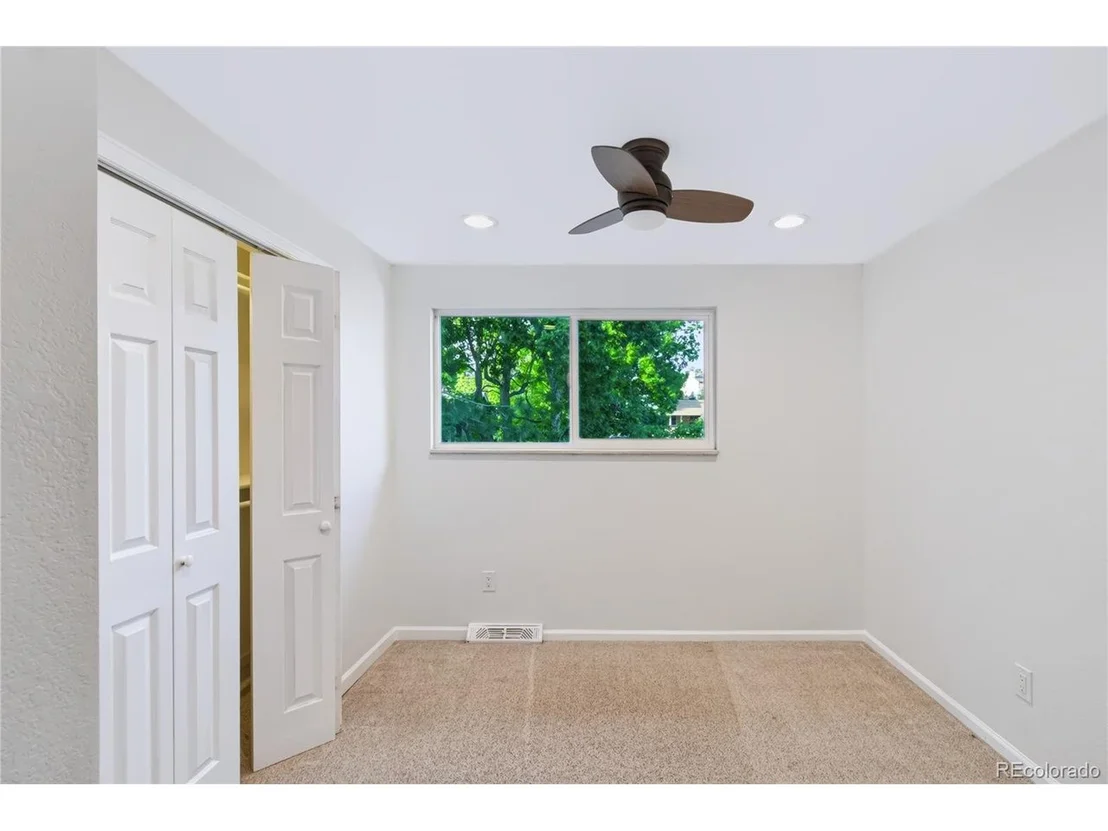 Photo of 660 Omega Ln