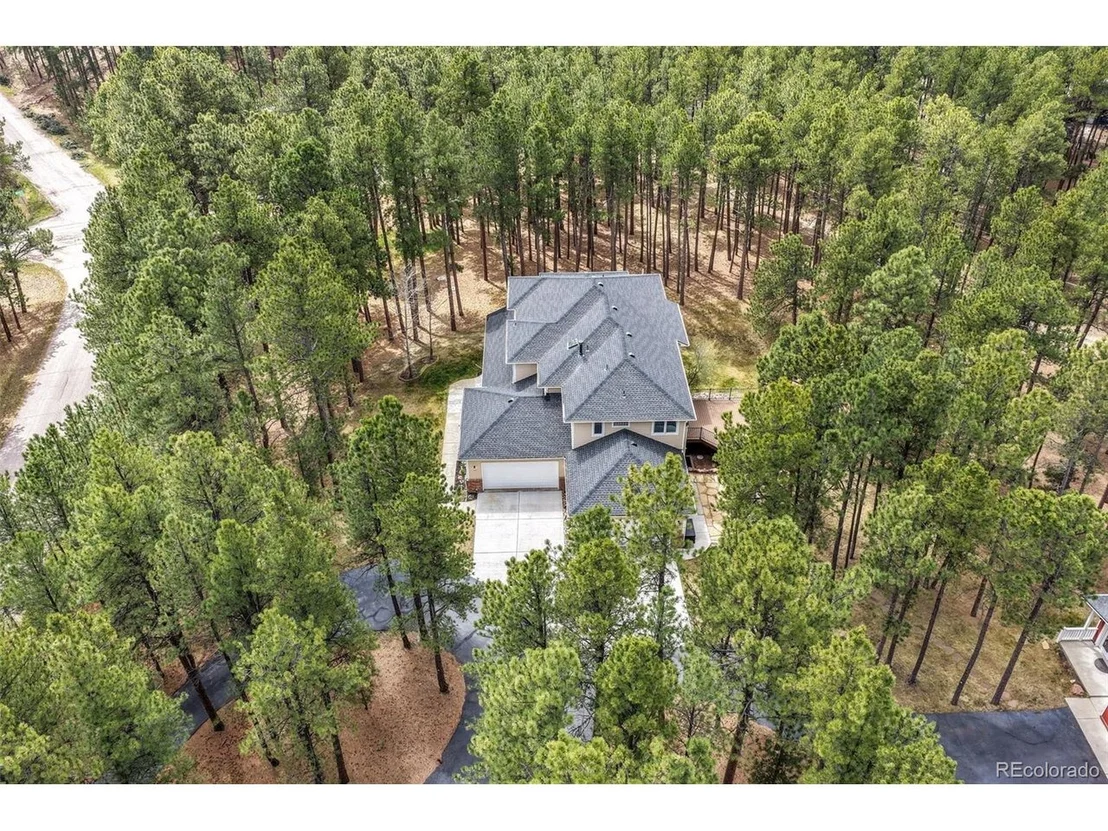 Photo of 19010 Deerfield Rd