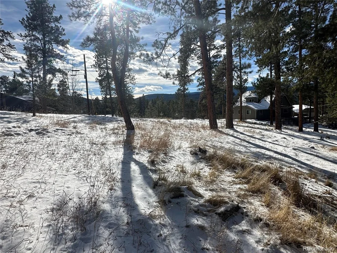 Photo of 4761 Forest Hill Rd