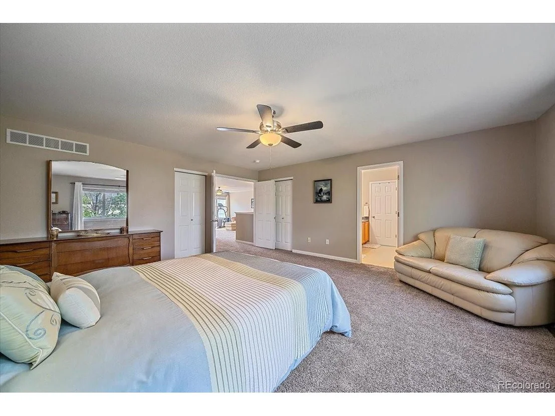 Photo of 11203 Coal Mine St