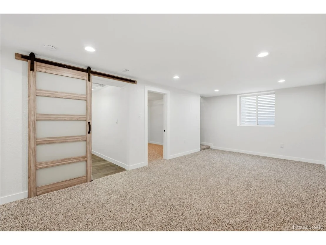 Photo of 5590 Clear Creek Dr