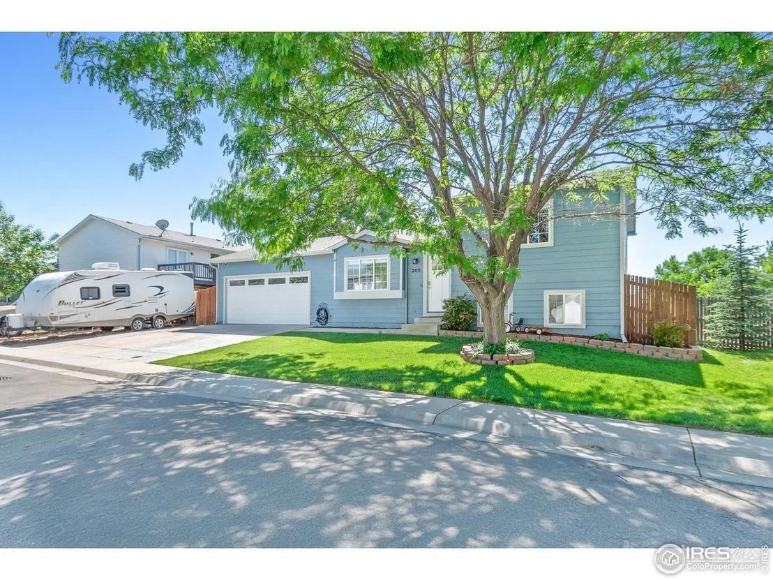 Photo of 205 Sunset Ln