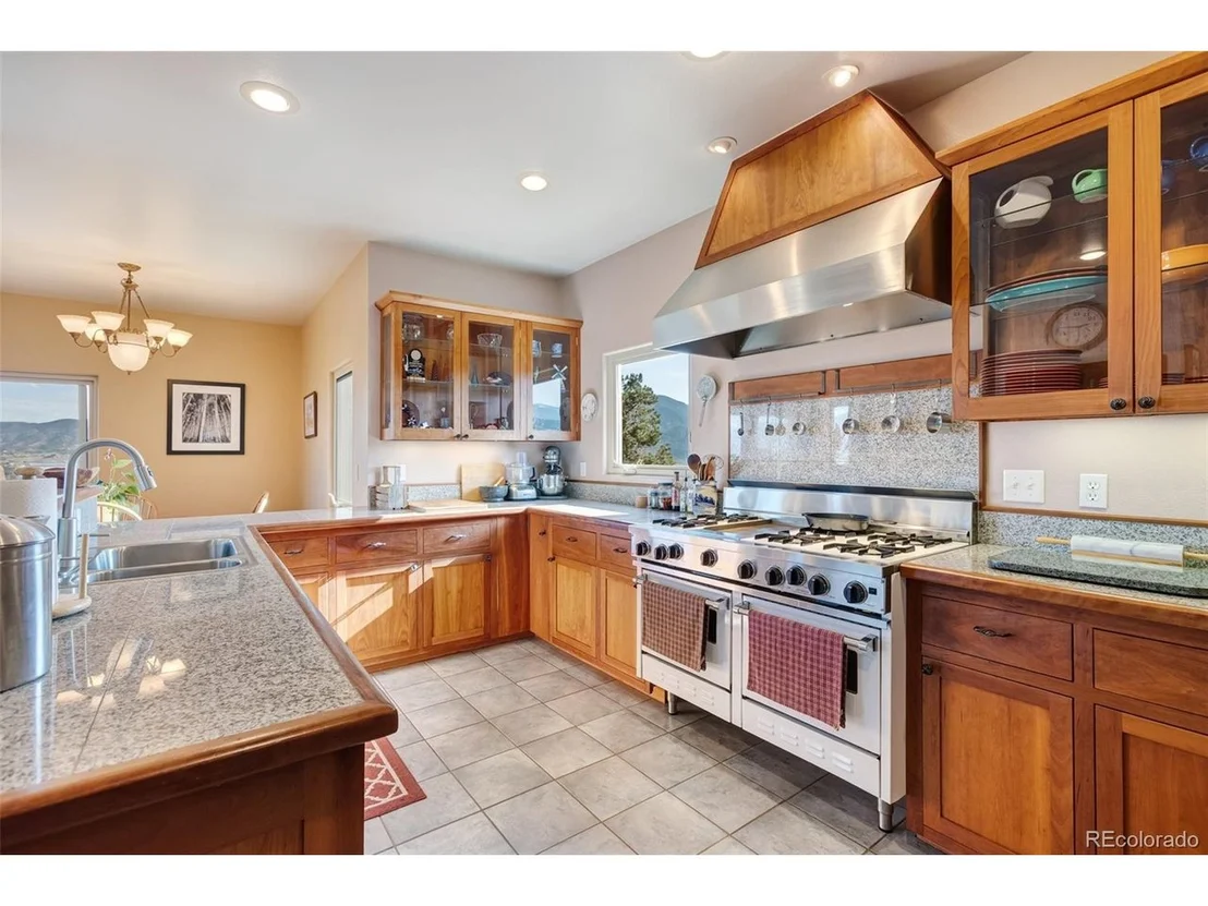 Photo of 6396 Terrace Ln