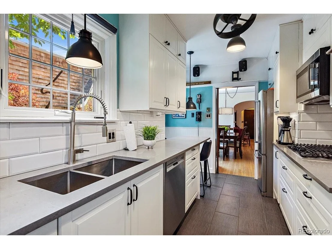 Photo of 244 Colorado Blvd