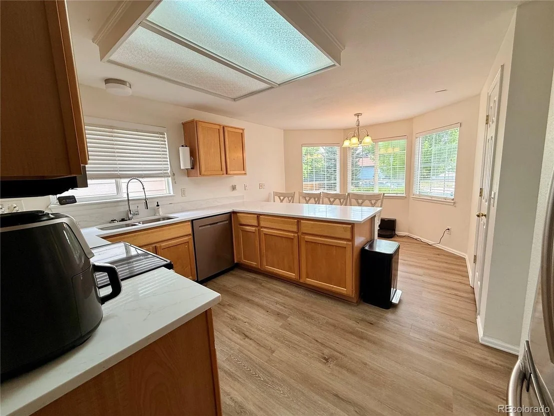 Photo of 23760 Broadmoor Dr