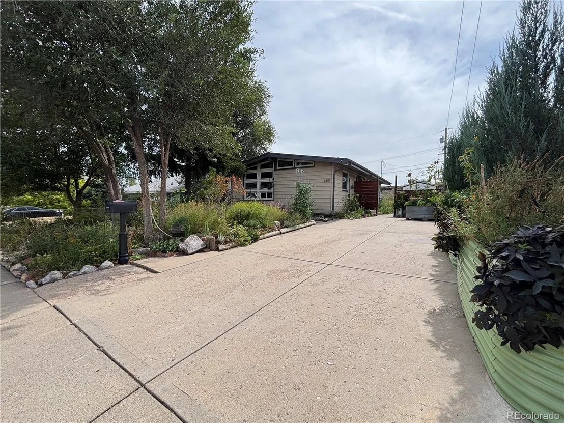 Photo of 680 Bronco Rd