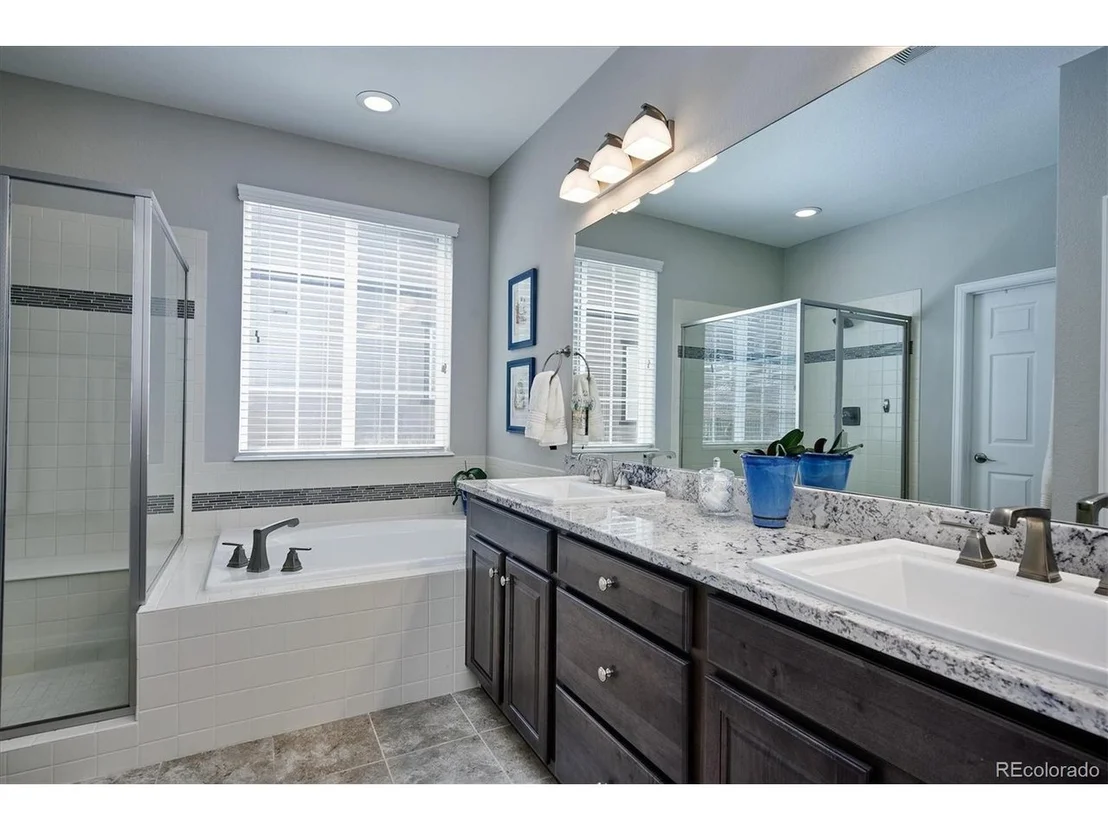 Photo of 5865 Clover Ridge Cir