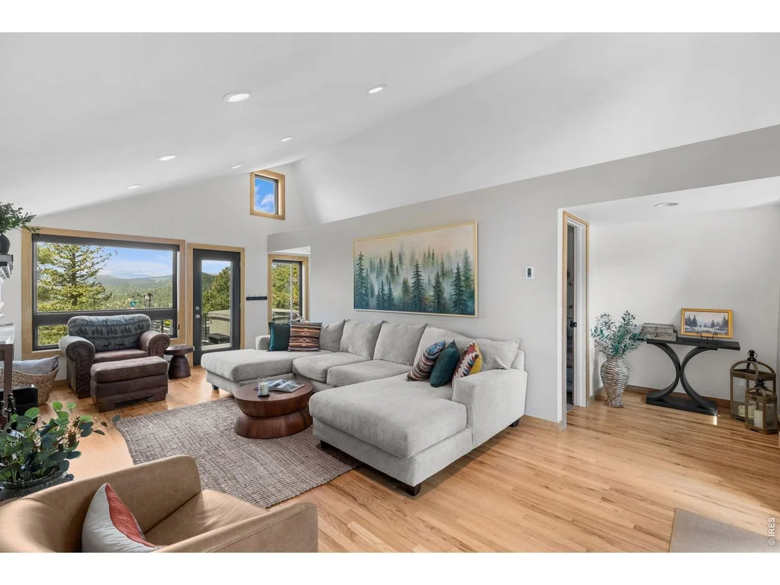 Photo of 6722 Flagstaff Rd