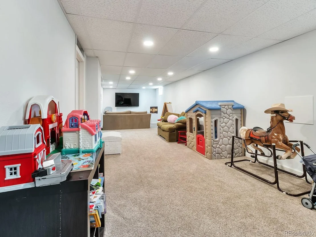 Photo of 9079 Cody Cir