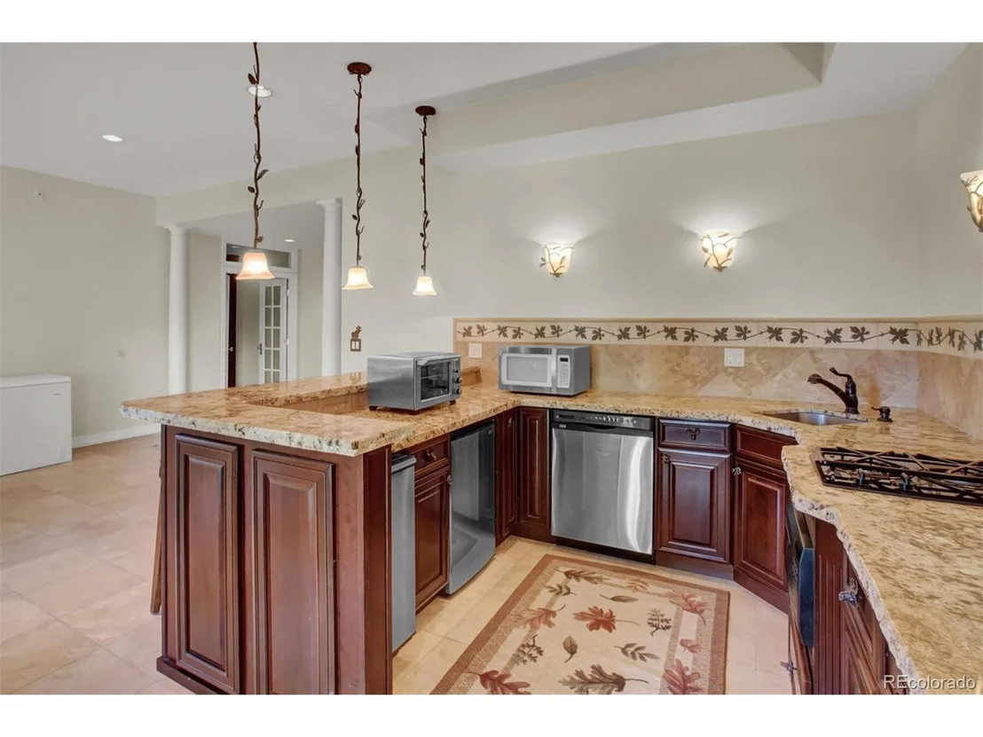 Photo of 8 Red Tail Dr