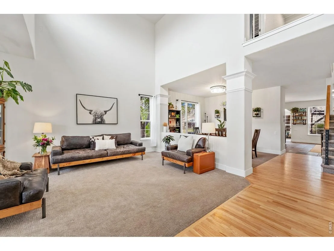 Photo of 2037 River West Dr