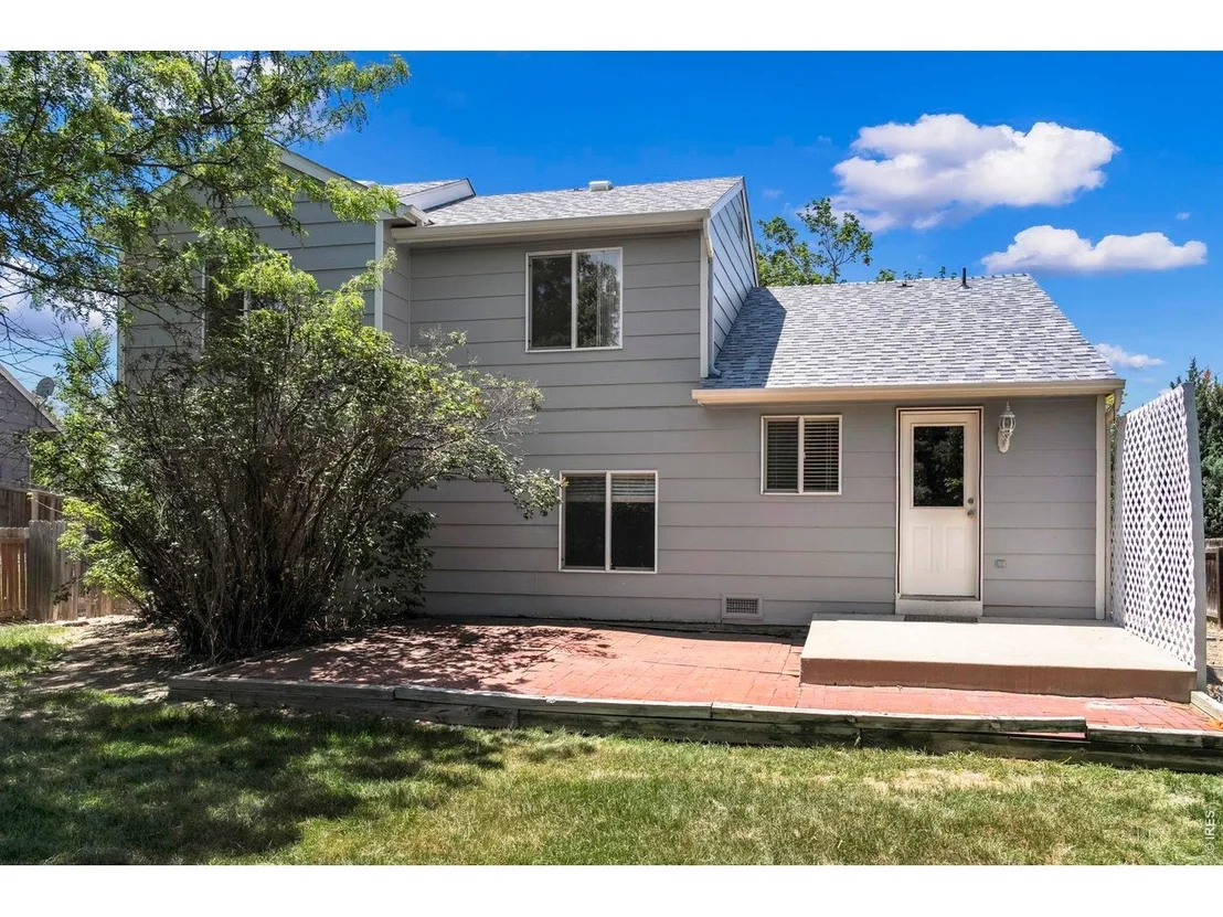 Photo of 1106 Red Oak Dr
