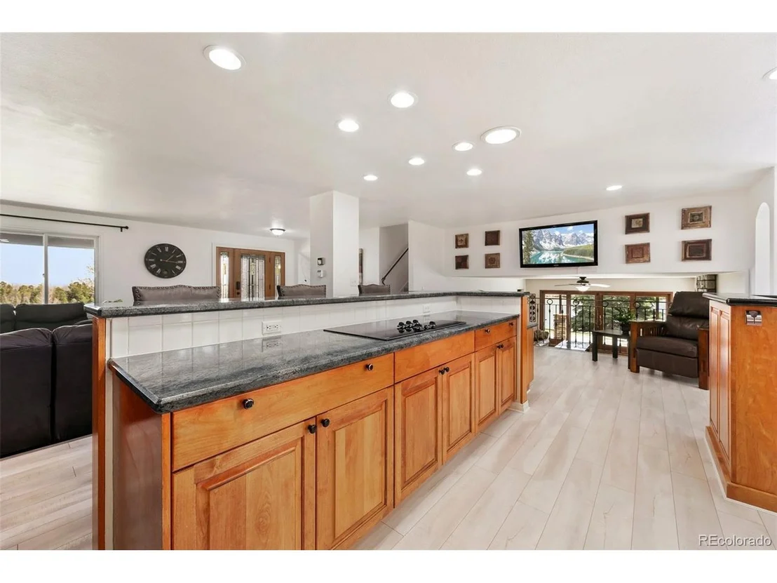 Photo of 4017 Spruce Dr