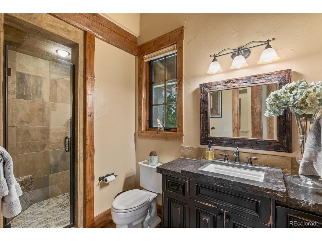 Photo of 2929 Highlands View Rd