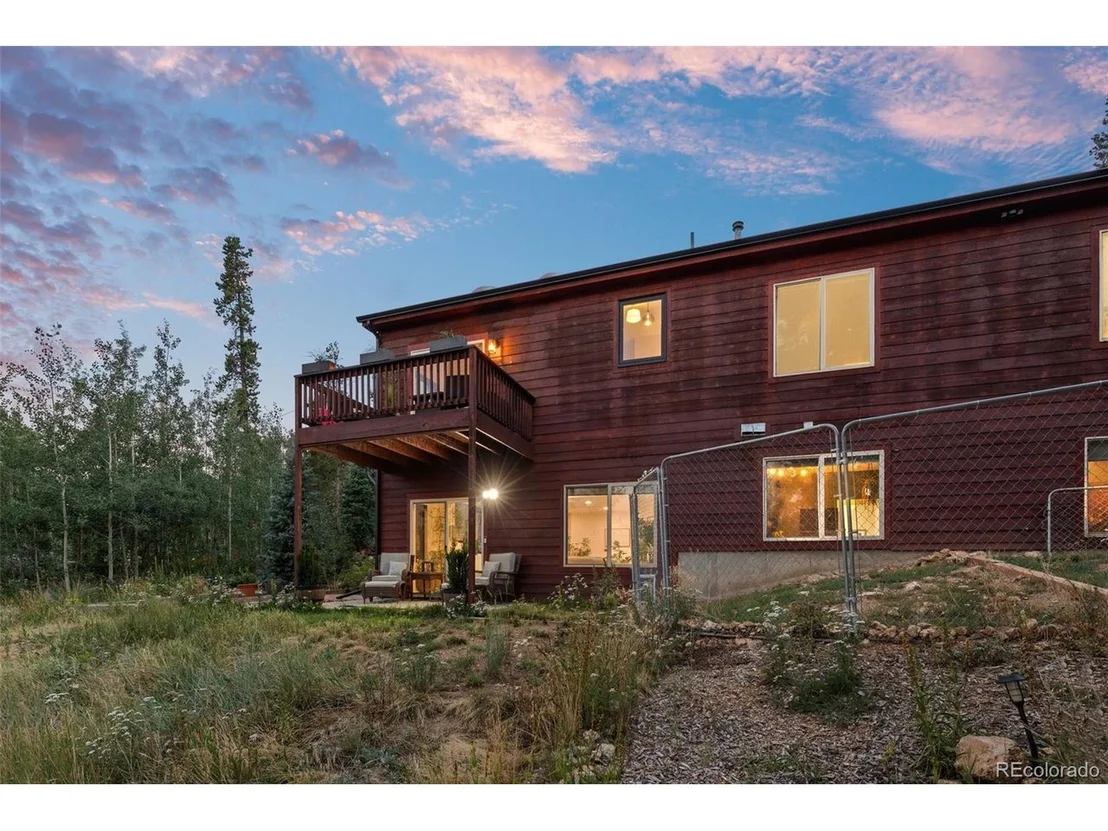 Photo of 424 W Dory Way