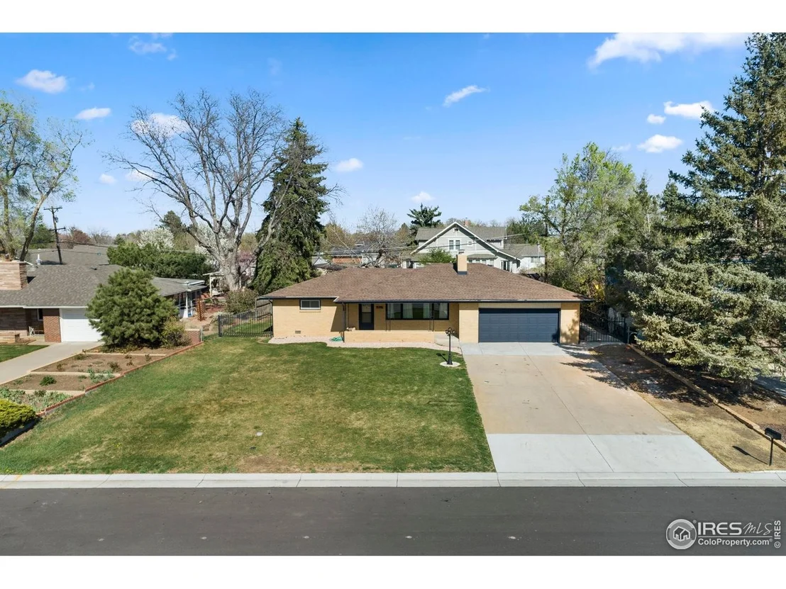 Photo of 2632 Sunset Ln
