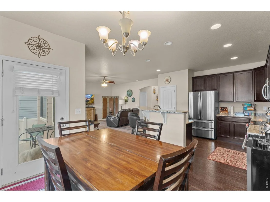 Photo of 562 Dakota Ct