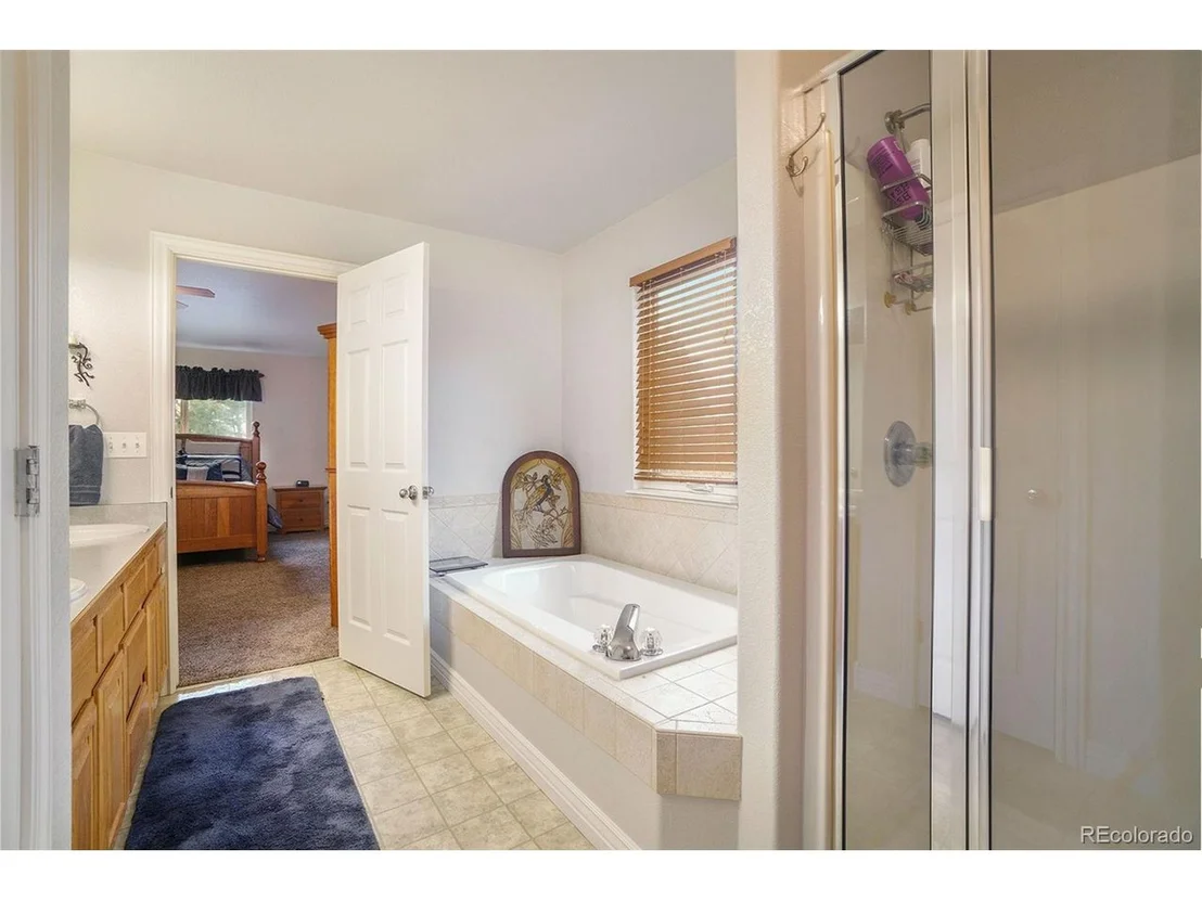 Photo of 404 Cascade Ct
