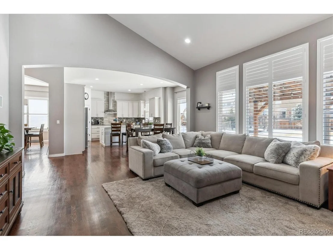 Photo of 8939 Devinney Ct