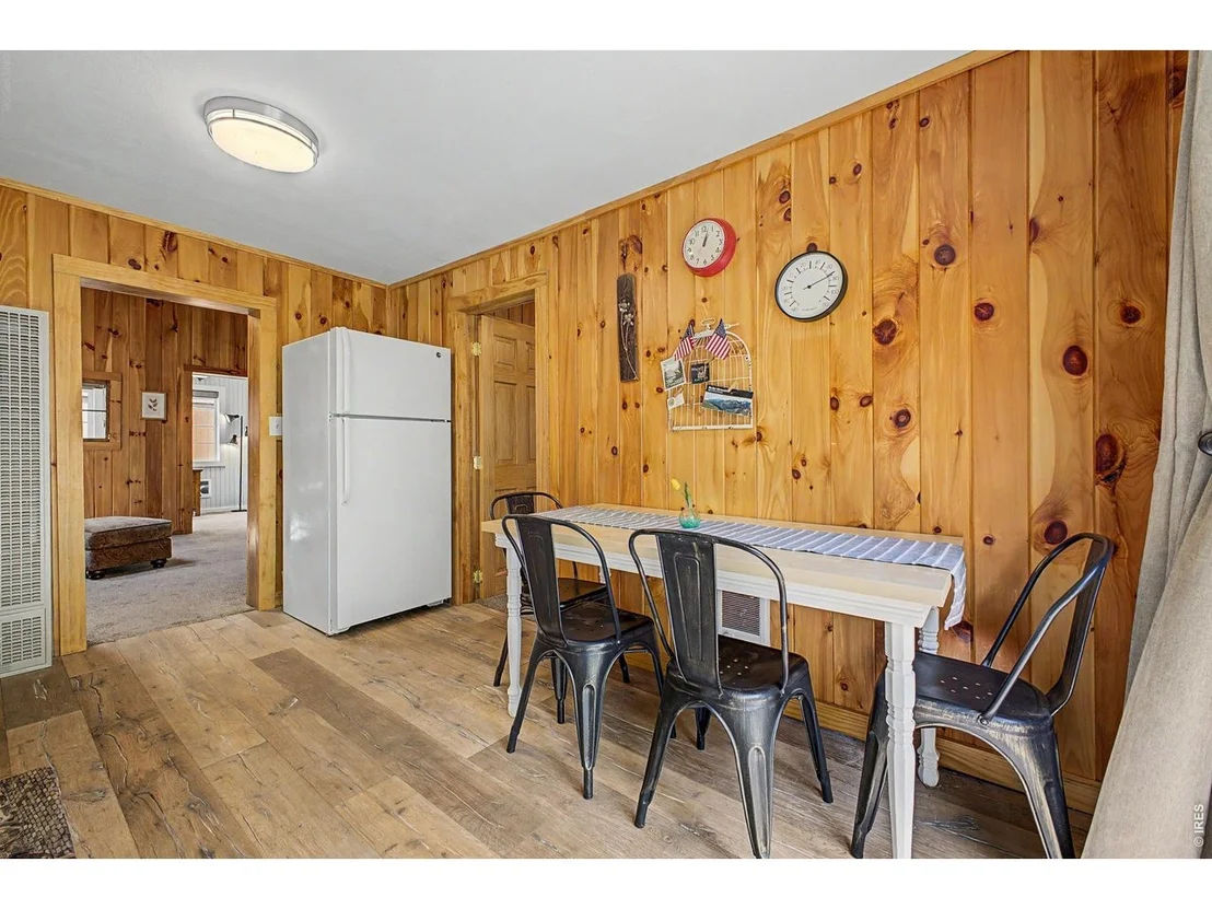 Photo of 259 Riverside Dr