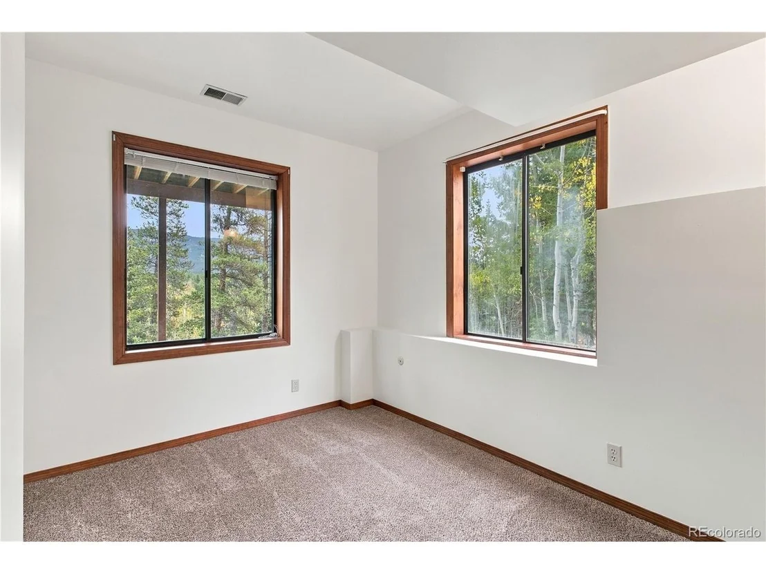 Photo of 75 Ranch Way