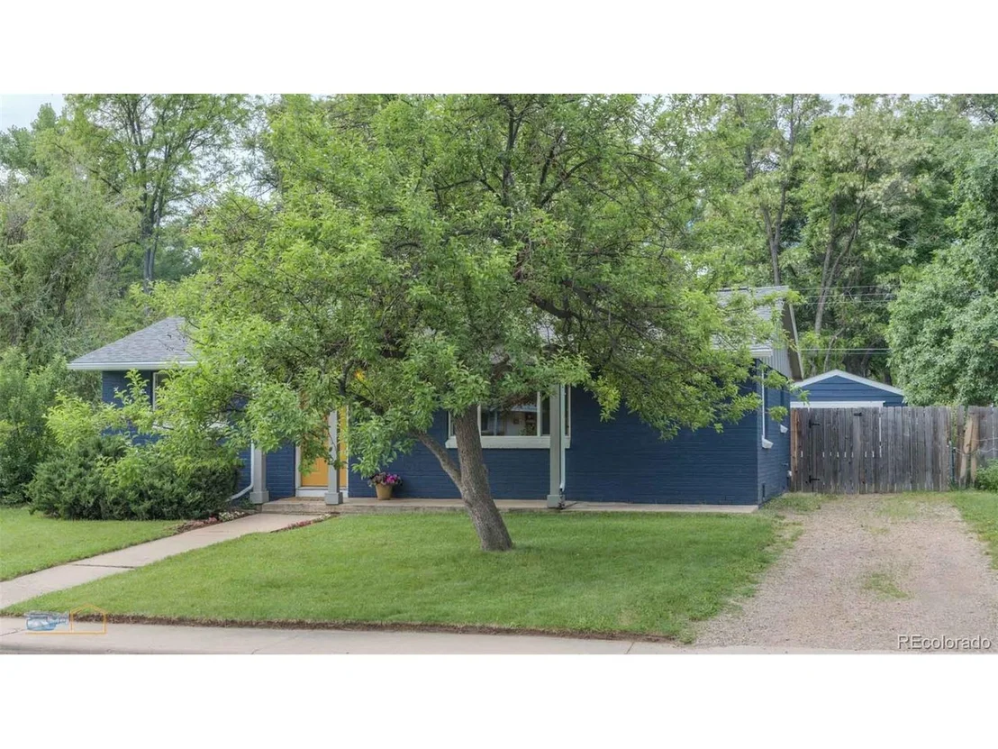 Photo of 3250 Euclid Ave