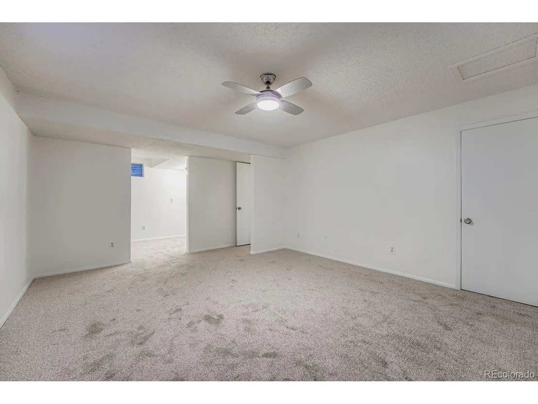 Photo of 2512 S Sable Way